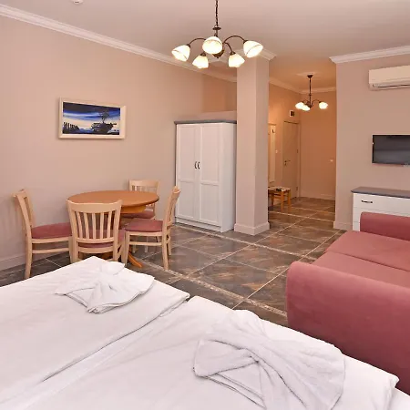 Sirena Palace Family ابزور
