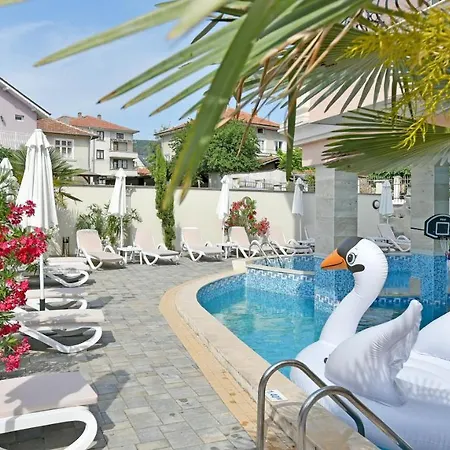 فندق Sirena Palace Family
