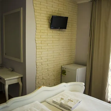 Sirena Palace Family فندق 3*