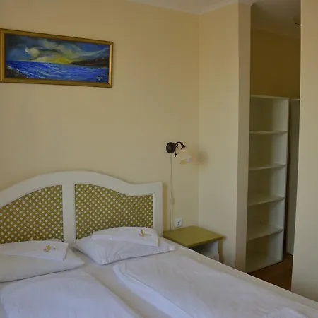 Sirena Palace Family ابزور