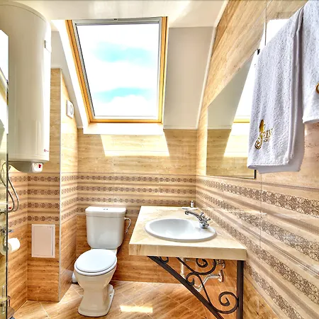 Sirena Palace Family 3* ابزور