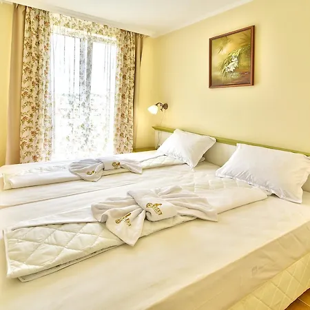 Sirena Palace Family فندق ابزور