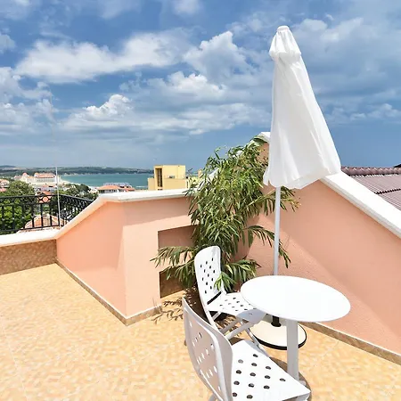 Sirena Palace Family ابزور