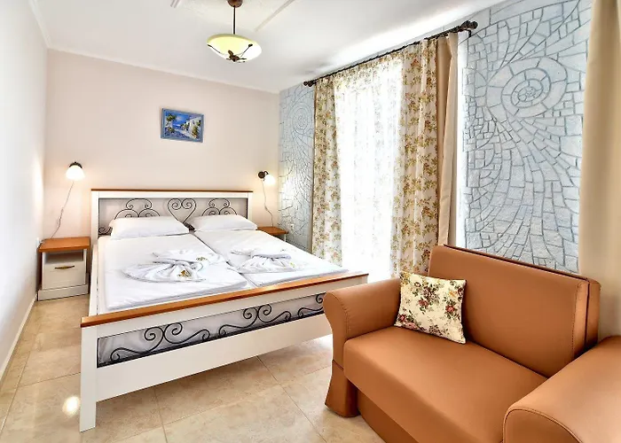 Sirena Palace Family 3* Obzor