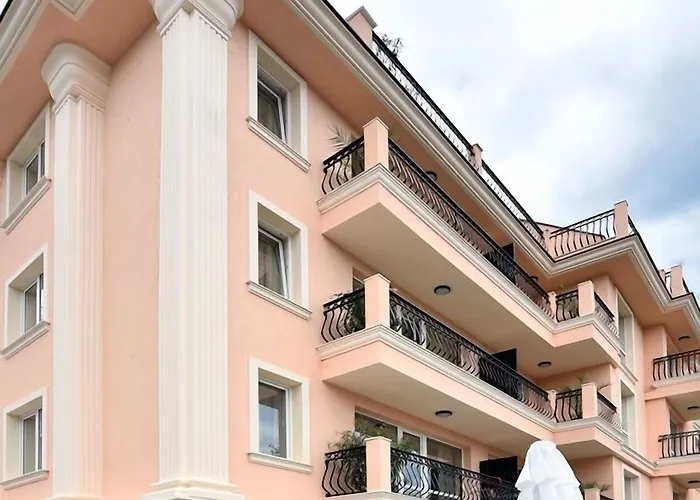 Sirena Palace Family Hotel Obzor