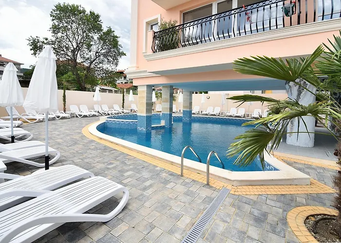 Sirena Palace Family 3* Obzor