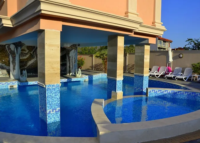 Hotel Sirena Palace Family Obzor